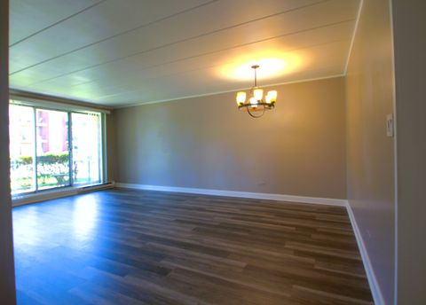 Tiny photo for 4755 W 101st Street #101, Oak Lawn, IL 60453 (MLS # 12651108)