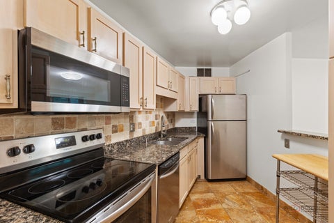 Tiny photo for 211 E Ohio Street #2015, Chicago, IL 60611 (MLS # 12771175)
