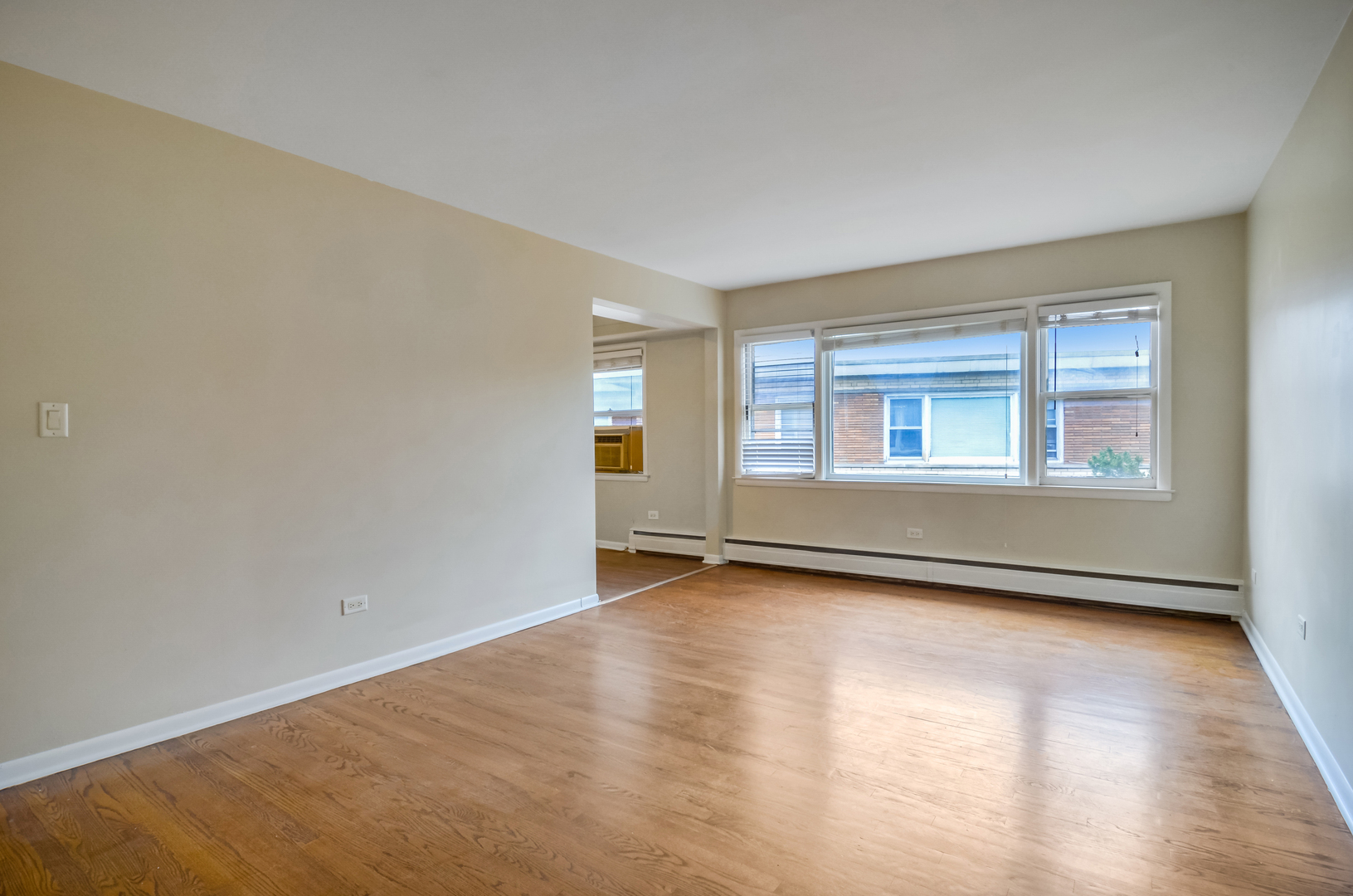 39 W Conti Parkway 2N