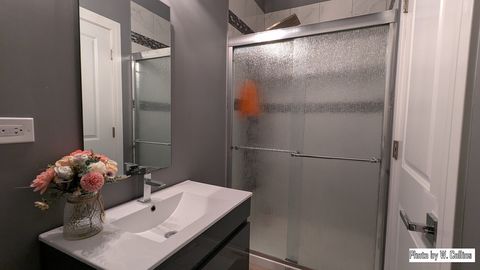 Tiny photo for 4331 S Evans Avenue, Chicago, IL 60653 (MLS # 12524866)