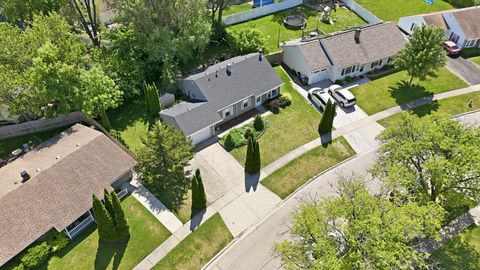 Tiny photo for Streamwood, IL 60107 (MLS # 12658578)