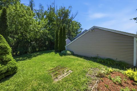 Tiny photo for Streamwood, IL 60107 (MLS # 12658578)