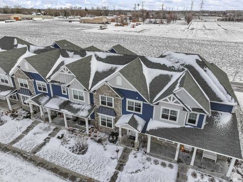 Tiny photo for 249 Hoffmann Drive, Buffalo Grove, IL 60089 (MLS # 12546175)