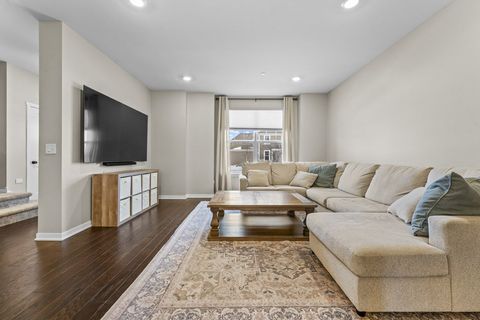 Tiny photo for 249 Hoffmann Drive, Buffalo Grove, IL 60089 (MLS # 12546175)