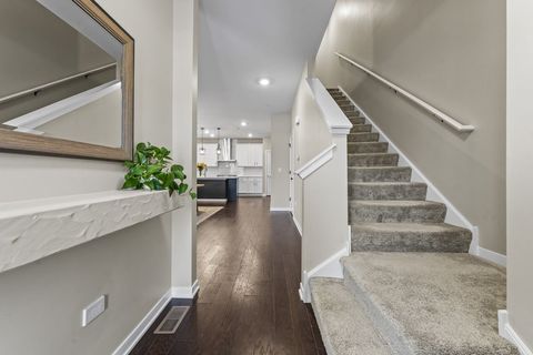 Tiny photo for 249 Hoffmann Drive, Buffalo Grove, IL 60089 (MLS # 12546175)