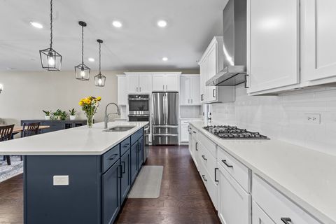 Tiny photo for 249 Hoffmann Drive, Buffalo Grove, IL 60089 (MLS # 12546175)