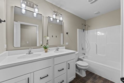 Tiny photo for 249 Hoffmann Drive, Buffalo Grove, IL 60089 (MLS # 12546175)