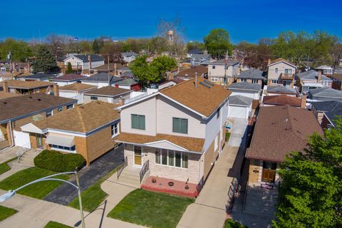 Tiny photo for 5149 S Sayre Avenue, Chicago, IL 60638 (MLS # 12626006)
