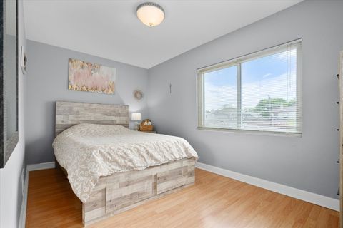 Tiny photo for 2318 N 73rd Avenue, Elmwood Park, IL 60707 (MLS # 12487543)