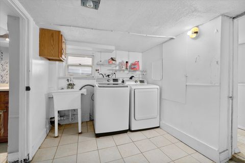 Tiny photo for 2318 N 73rd Avenue, Elmwood Park, IL 60707 (MLS # 12487543)