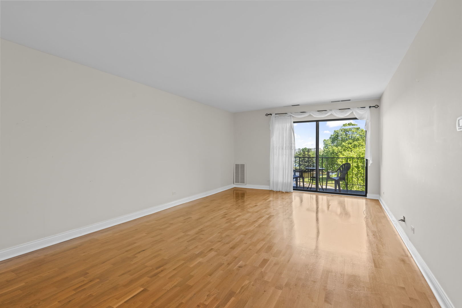 2100 Valencia Drive 308B