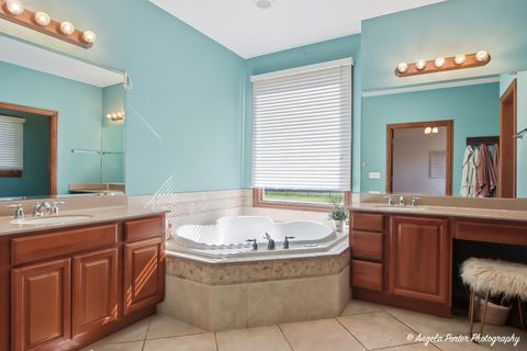 Tiny photo for 11506 Heritage Path, Richmond, IL 60071 (MLS # 12599553)