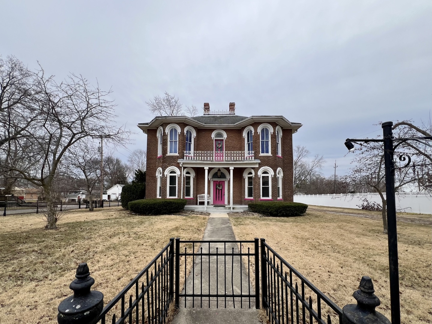 Listing image 1