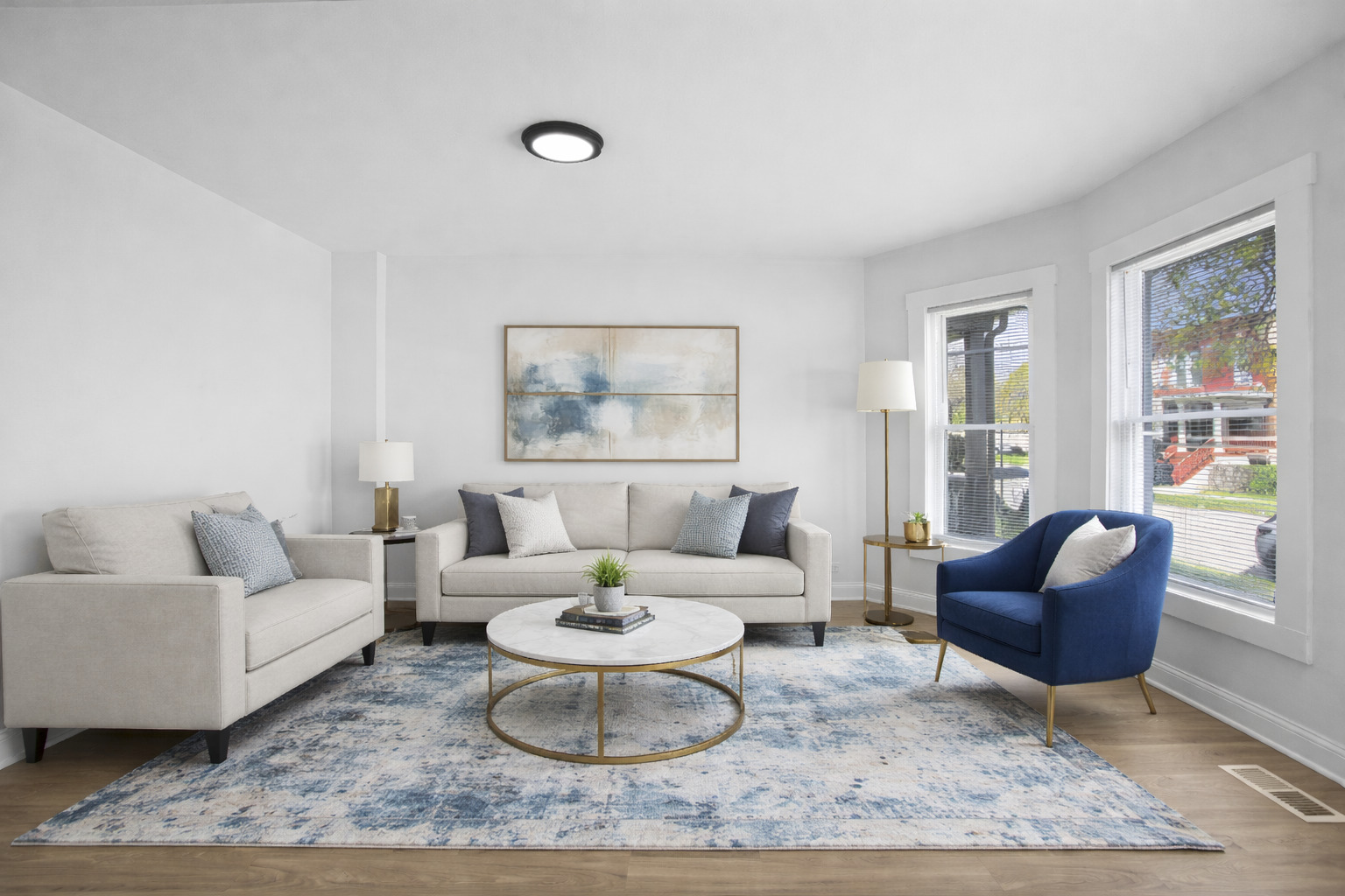 420 N Saint Louis Avenue