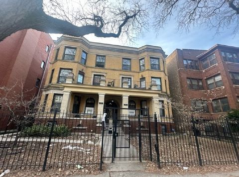 Tiny photo for 5224 N Winthrop Avenue #1C, Chicago, IL 60640 (MLS # 12297882)