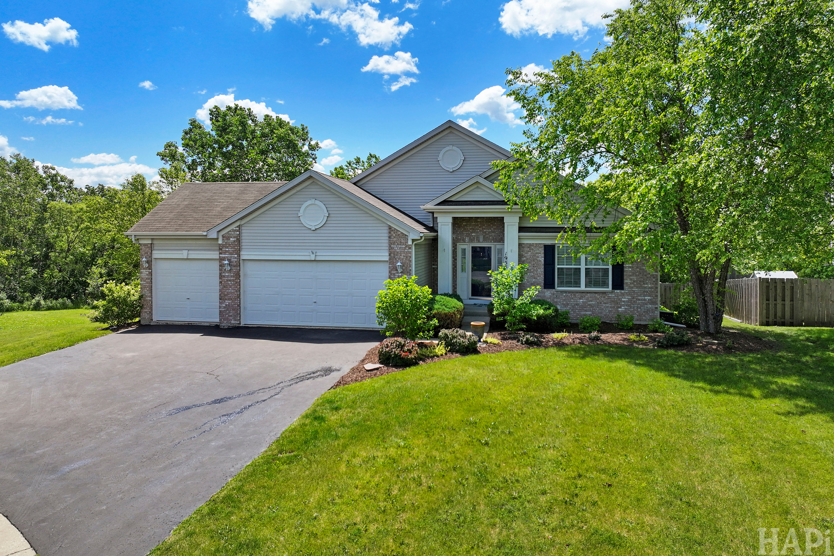 1955 W Overlook Court