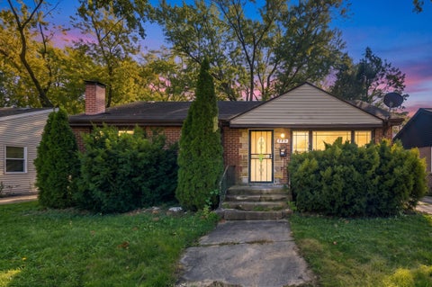 Photo of 745 E 155th Place, South Holland, IL 60473 (MLS # 12789973)