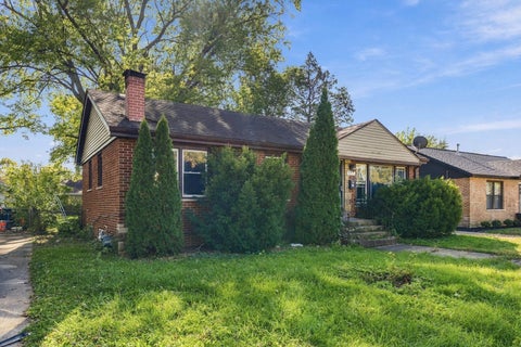 Tiny photo for 745 E 155th Place, South Holland, IL 60473 (MLS # 12789973)