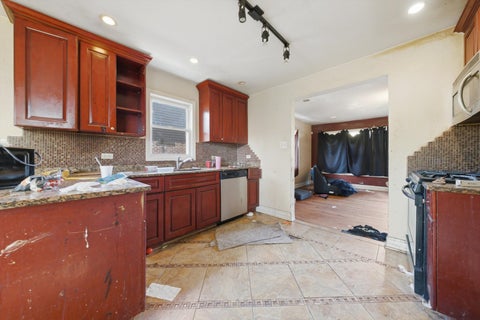 Tiny photo for 745 E 155th Place, South Holland, IL 60473 (MLS # 12789973)