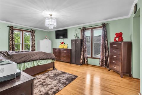 Tiny photo for 2015 Busse Highway, Des Plaines, IL 60016 (MLS # 12373394)