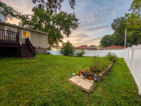 Tiny photo for 1429 N Green Meadows Boulevard, Streamwood, IL 60107 (MLS # 12754880)