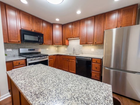 Tiny photo for 1429 N Green Meadows Boulevard, Streamwood, IL 60107 (MLS # 12754880)