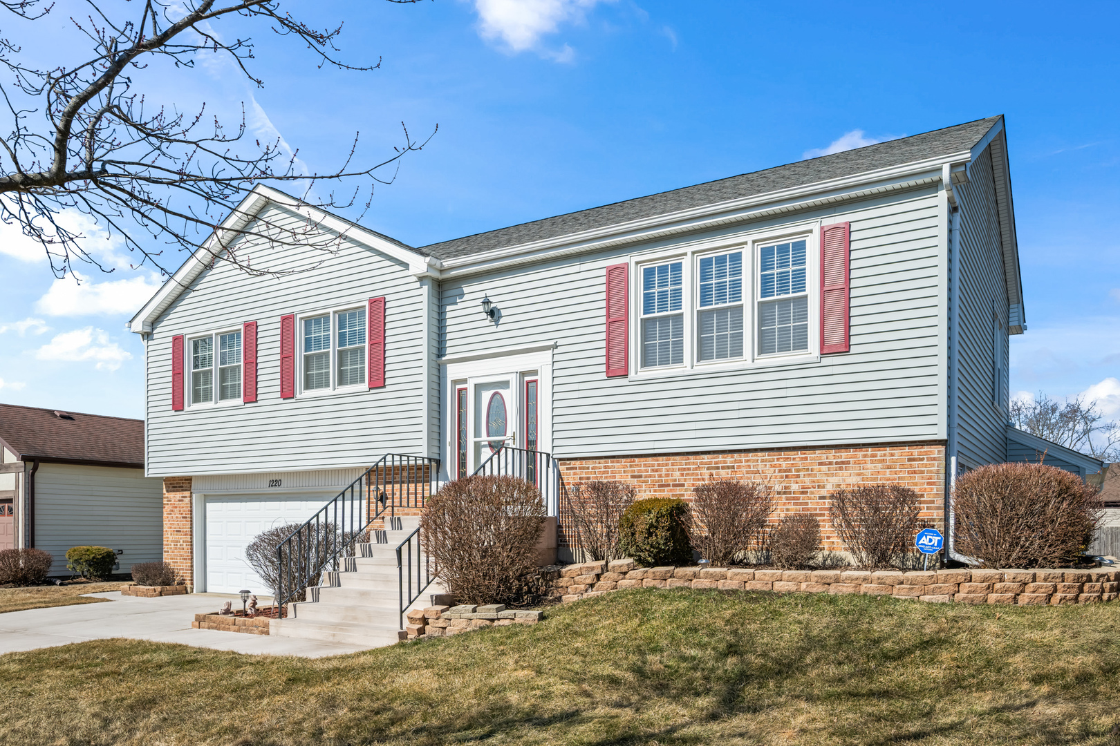 1220 Dorchester Lane