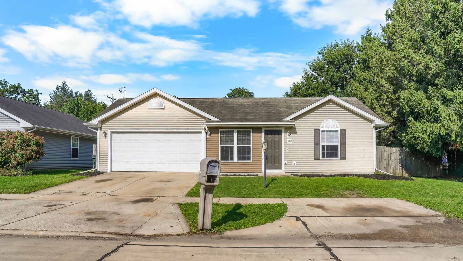 501 S Sunny Lane