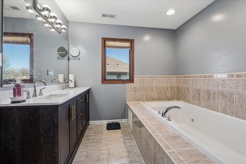 Tiny photo for 22124 Meadow Lake Place, Richton Park, IL 60471 (MLS # 12615141)