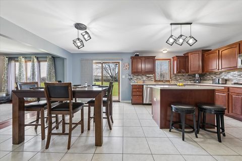 Tiny photo for 22124 Meadow Lake Place, Richton Park, IL 60471 (MLS # 12615141)