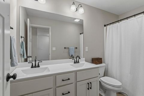 Tiny photo for 718 Cole Lane, Mahomet, IL 61853 (MLS # 12635252)