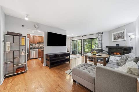 Tiny photo for 496 Thornhill Lane #C1, Wheeling, IL 60090 (MLS # 12736991)