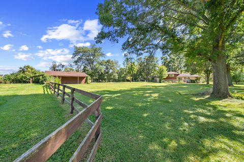 Tiny photo for 8104 Mason Hill Road, Woodstock, IL 60098 (MLS # 12474261)