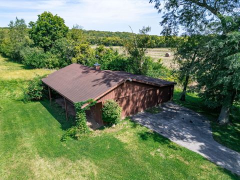 Tiny photo for 8104 Mason Hill Road, Woodstock, IL 60098 (MLS # 12474261)