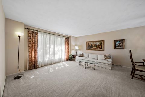 Tiny photo for 8104 Mason Hill Road, Woodstock, IL 60098 (MLS # 12474261)