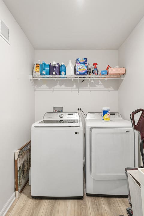 Tiny photo for 1611 Bentz Way, Batavia, IL 60510 (MLS # 12662916)