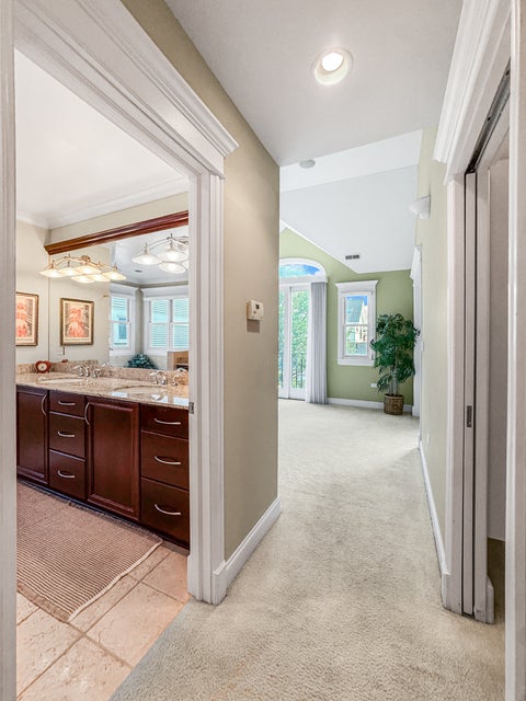Tiny photo for 2135 W Montrose Avenue, Chicago, IL 60618 (MLS # 12751655)