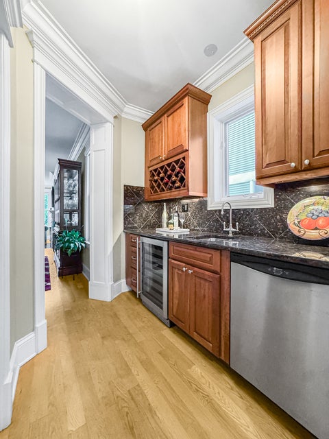 Tiny photo for 2135 W Montrose Avenue, Chicago, IL 60618 (MLS # 12751655)