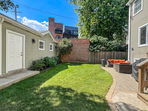 Tiny photo for 2135 W Montrose Avenue, Chicago, IL 60618 (MLS # 12751655)