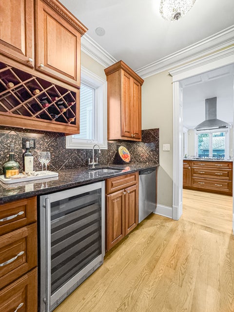 Tiny photo for 2135 W Montrose Avenue, Chicago, IL 60618 (MLS # 12751655)