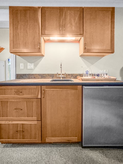 Tiny photo for 2135 W Montrose Avenue, Chicago, IL 60618 (MLS # 12751655)