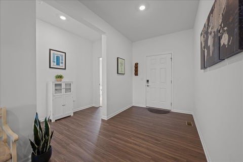 Tiny photo for 422 Cottrell Lane, Aurora, IL 60506 (MLS # 12727804)
