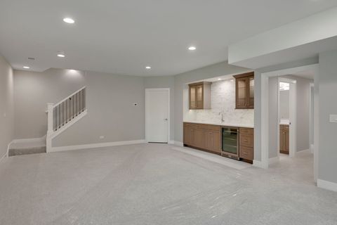 Tiny photo for Willowbrook, IL 60527 (MLS # 12594747)