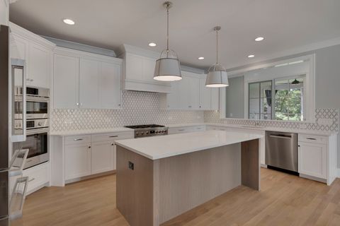 Tiny photo for Willowbrook, IL 60527 (MLS # 12594747)