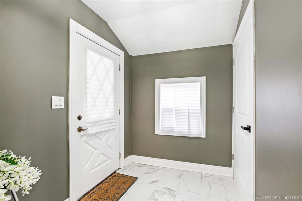 14135 Lincoln Avenue