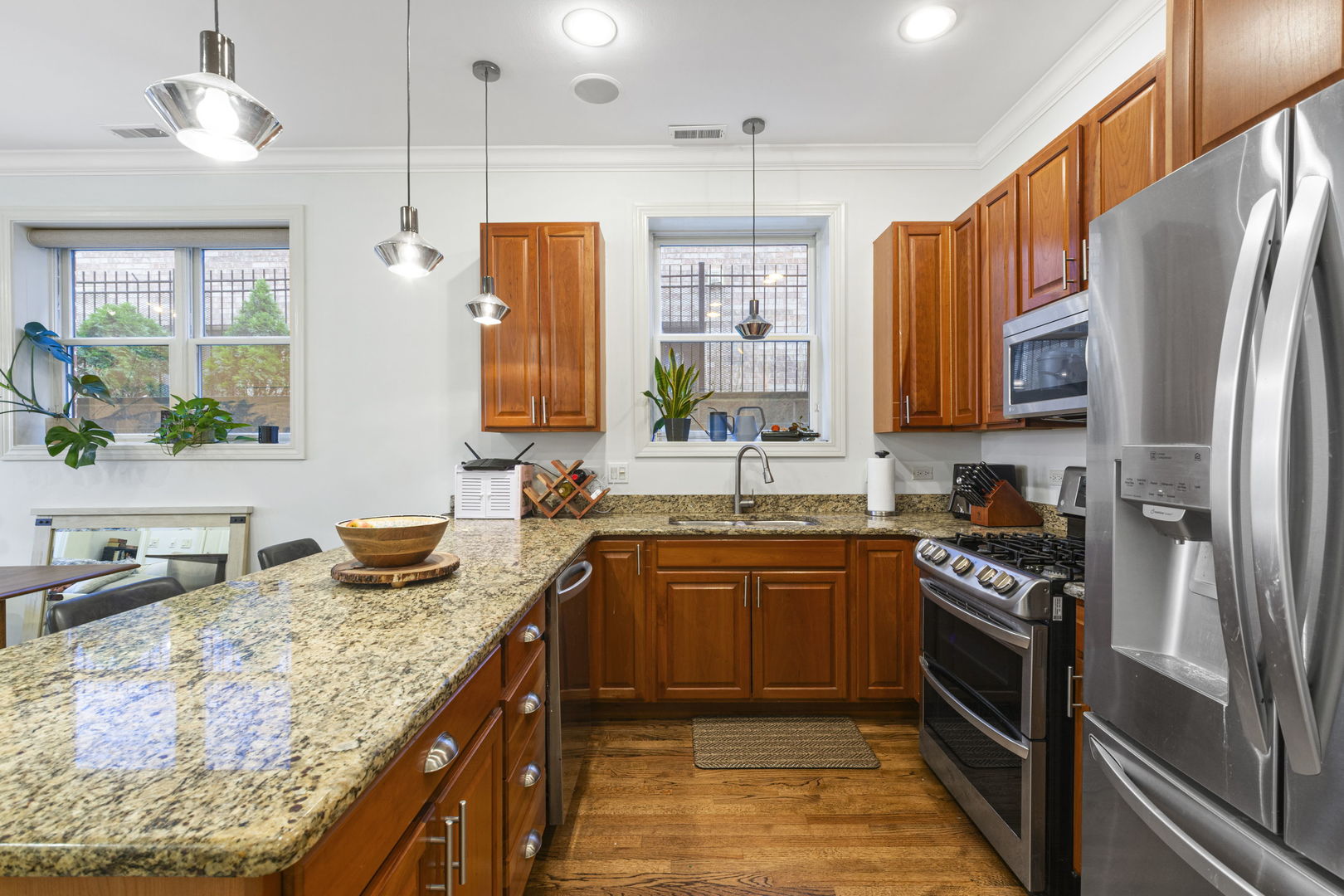 4903 N Winthrop Avenue GN