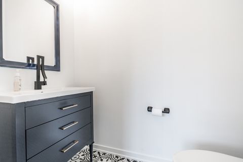 Tiny photo for 6547 S Evans Avenue, Chicago, IL 60637 (MLS # 12508431)