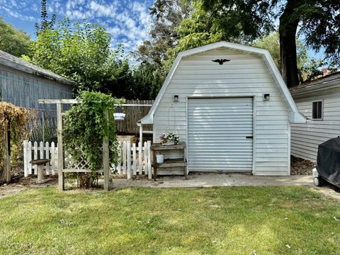 Tiny photo for 701 S Tremont Street, Kewanee, IL 61443 (MLS # 12751003)