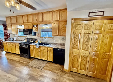 Tiny photo for 701 S Tremont Street, Kewanee, IL 61443 (MLS # 12751003)