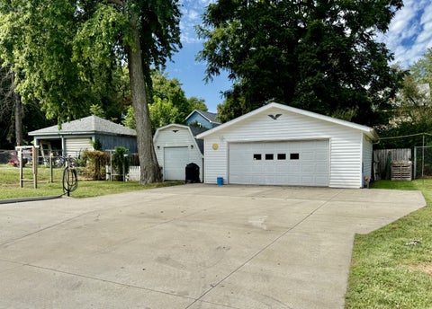 Tiny photo for 701 S Tremont Street, Kewanee, IL 61443 (MLS # 12751003)